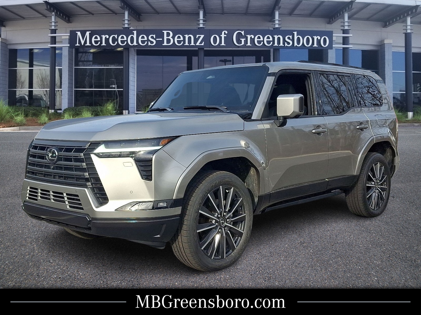 2024 Lexus GX Luxury's photo