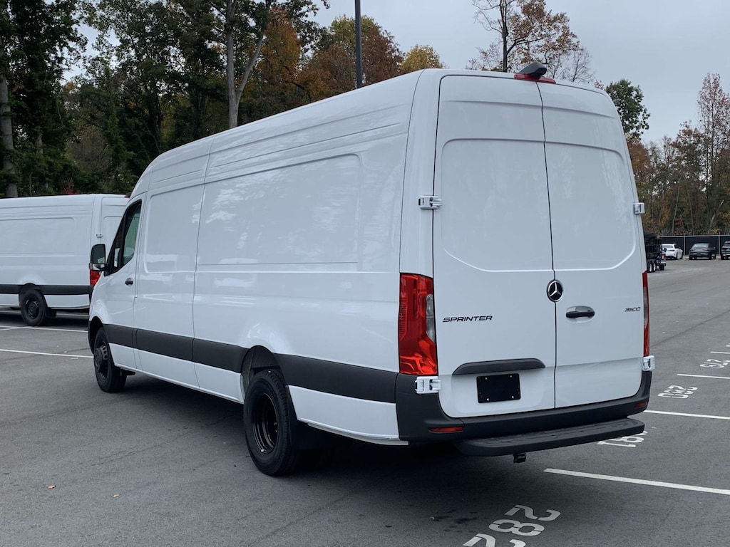 New 2025 Mercedes-Benz Sprinter 3500 High Roof 4-Cyl Diesel HO Full-size Cargo Van
