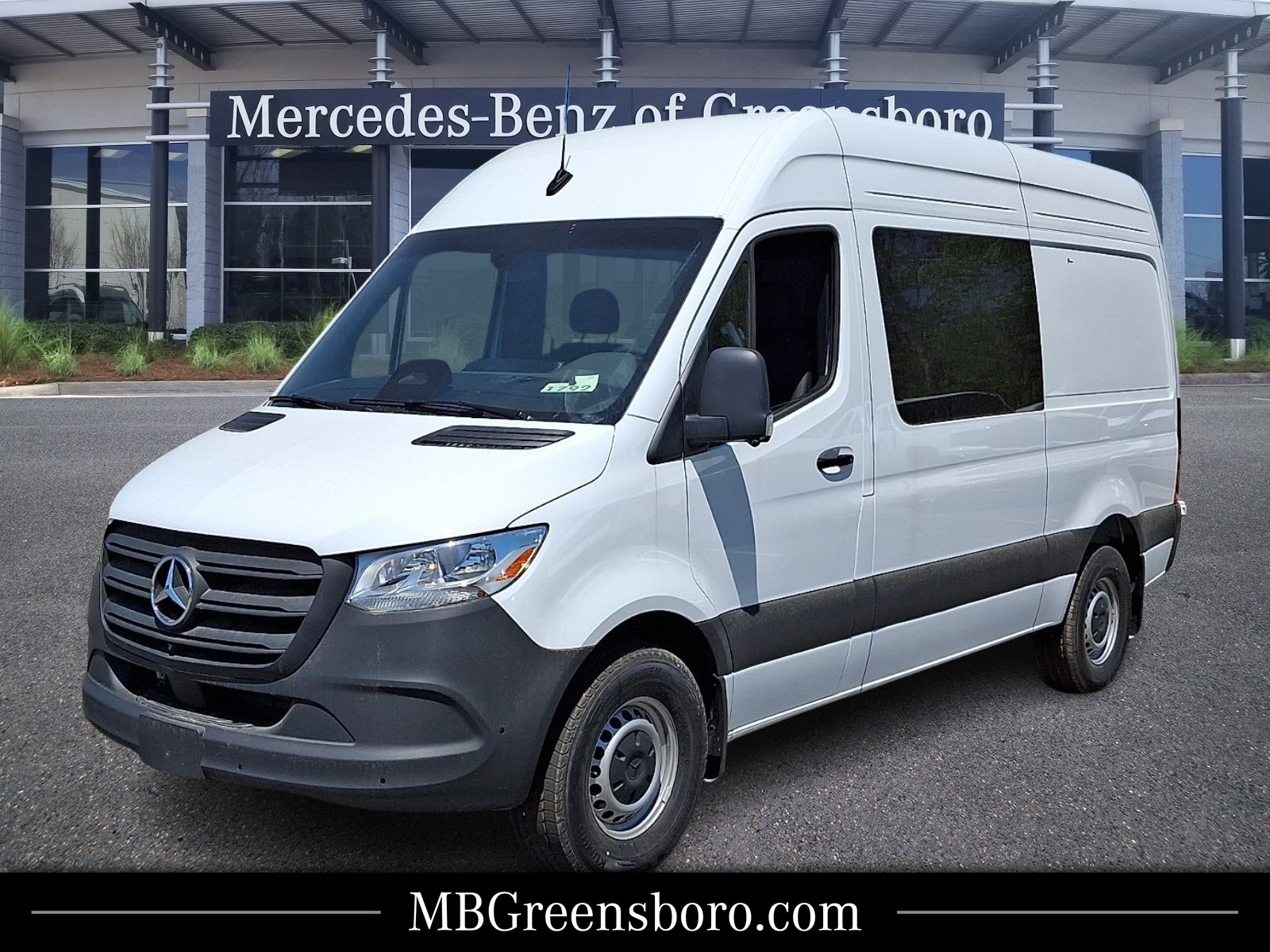2026 Mercedes-Benz Sprinter 2500 Cargo Van 