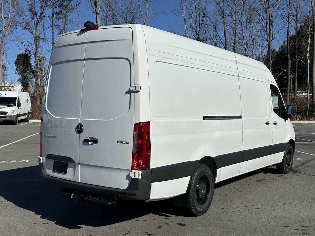 New 2025 Mercedes-Benz Sprinter 2500 High Roof 4-Cyl Diesel Full-size Cargo Van