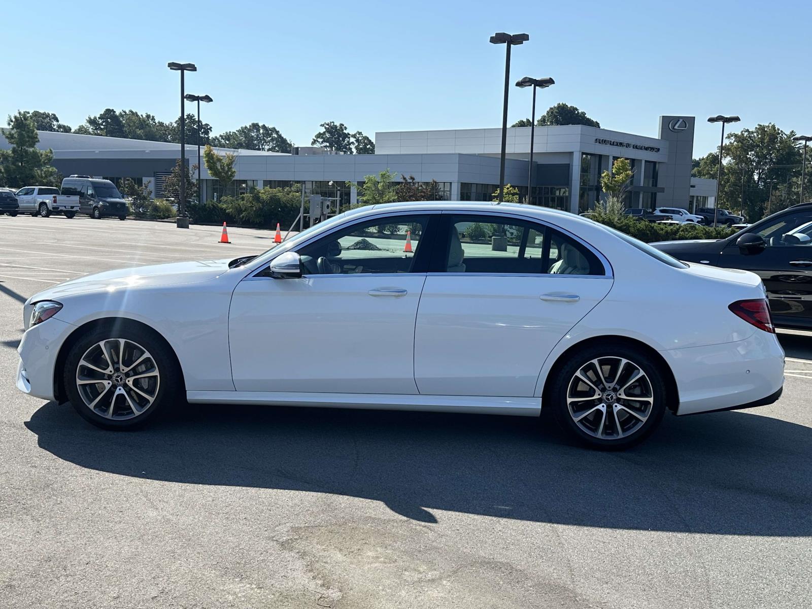 2020 Mercedes Benz E 450 4MATIC photo 4