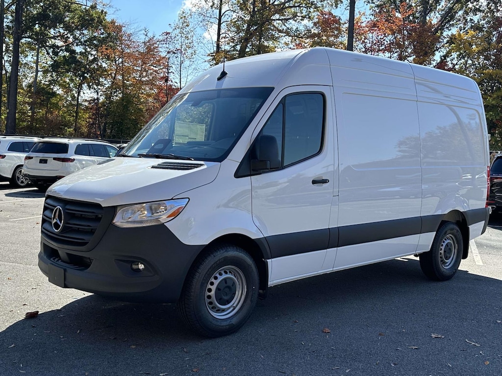 New 2026 Mercedes-Benz Sprinter 2500 Standard Roof 4-Cyl Diesel Full-size Cargo Van