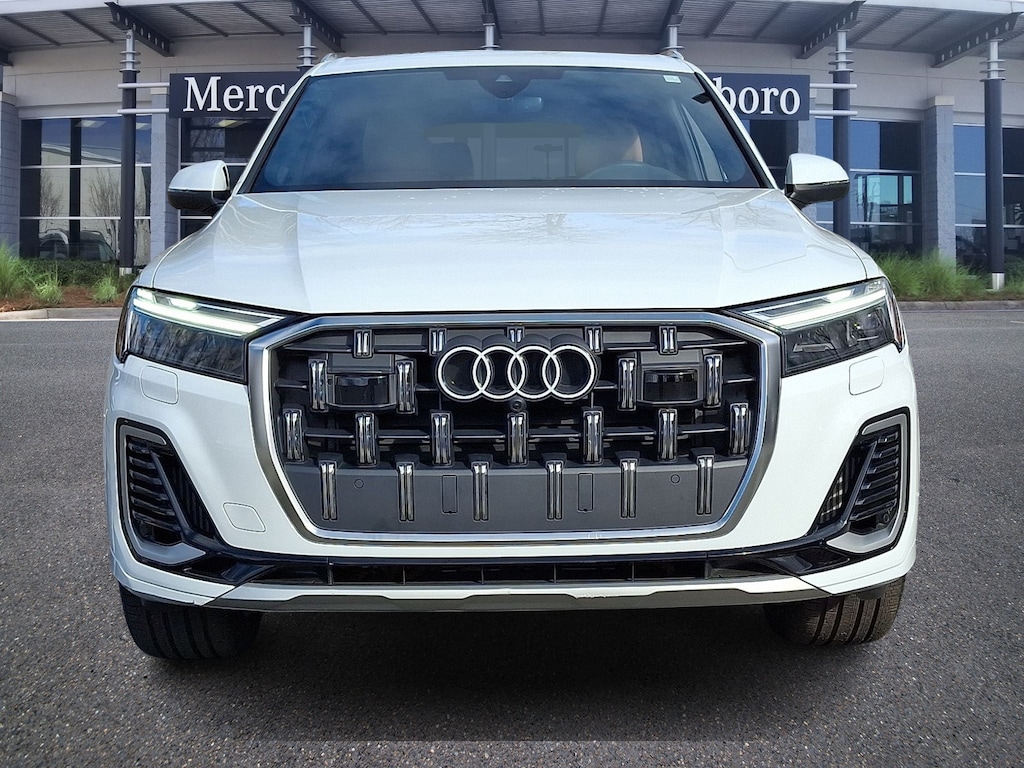 Used 2025 Audi Q7 55 Premium Plus SUV