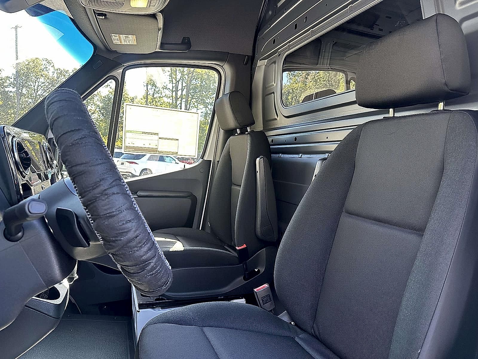 2025 Mercedes-Benz Sprinter Cargo Van Base - Photo 11