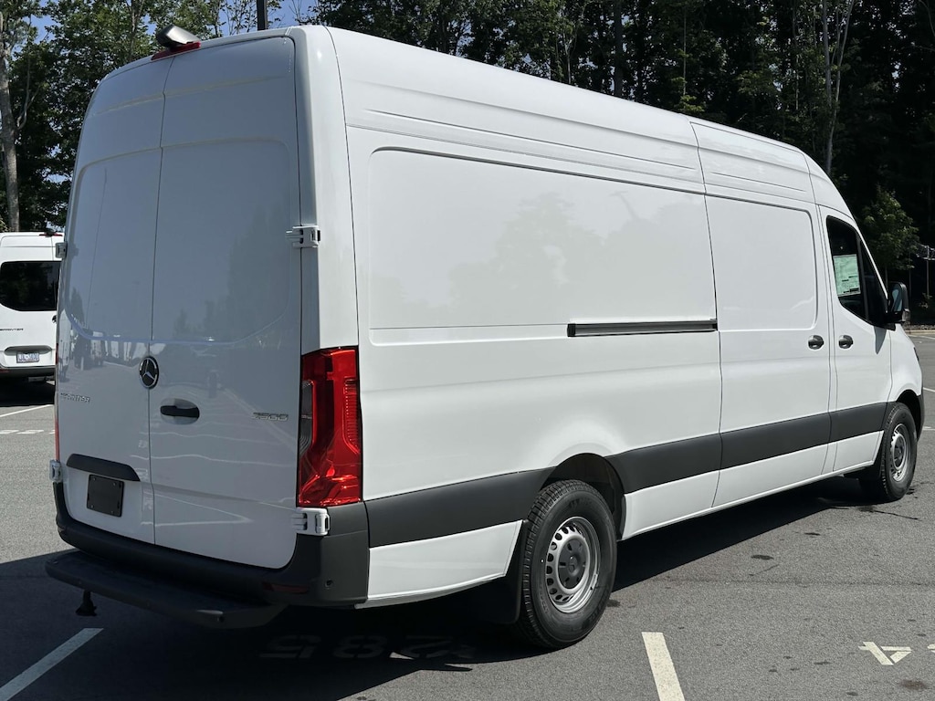 New 2025 Mercedes-Benz Sprinter 2500 High Roof 4-Cyl Diesel Full-size Cargo Van