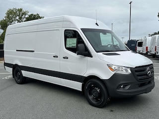 2025 Mercedes-Benz Sprinter 2500 High Roof 4-Cyl Diesel Full-size Cargo Van