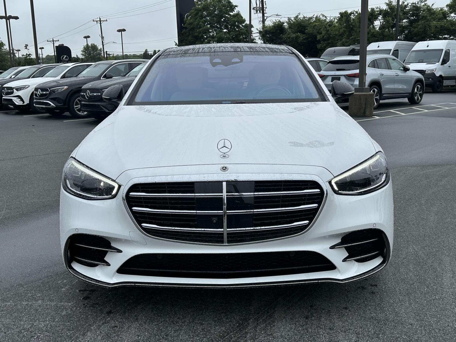 2024 Mercedes Benz S 450 580 4MATIC photo 2