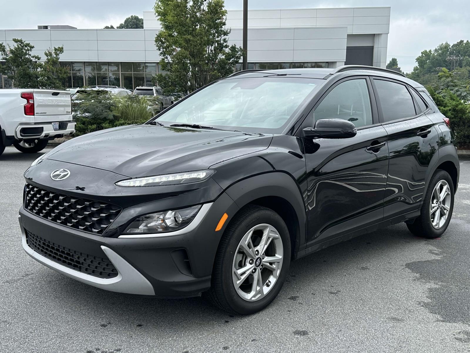 2023 Hyundai Kona SEL photo 3