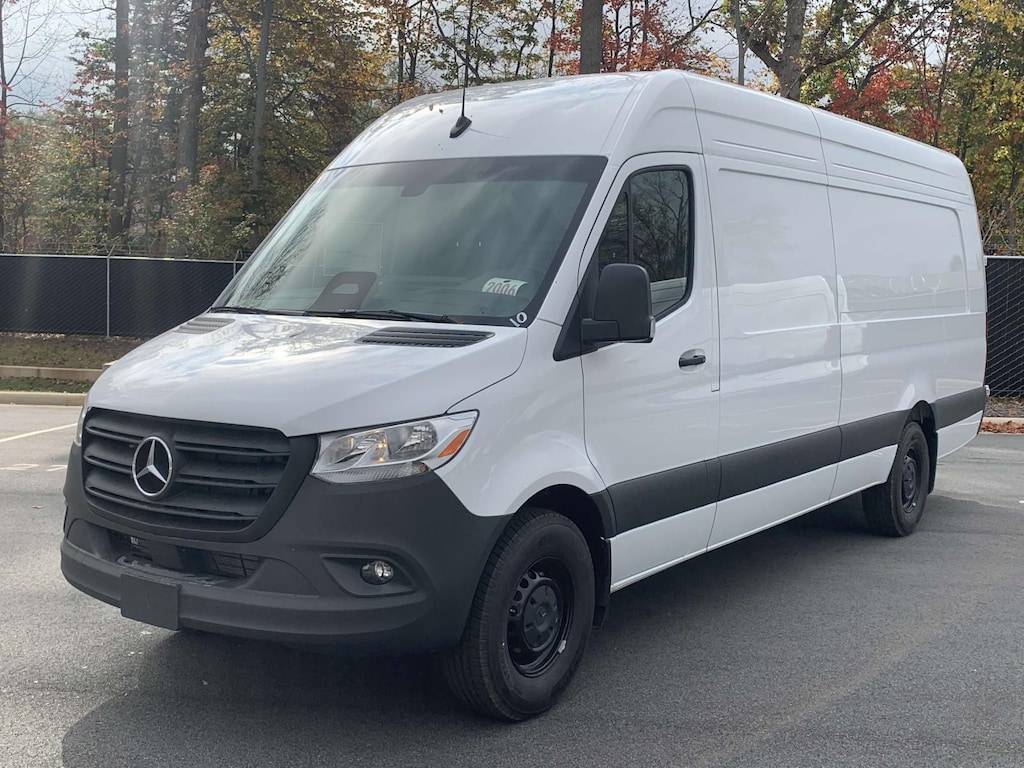 New 2025 Mercedes-Benz Sprinter 2500 High Roof 4-Cyl Diesel HO Full-size Cargo Van