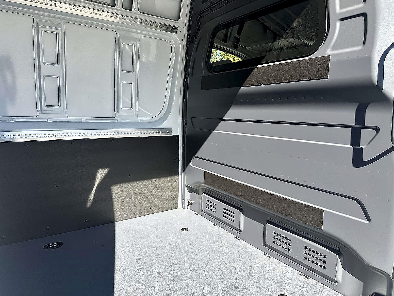 2025 Mercedes-Benz Sprinter Cargo Van Base - Photo 9