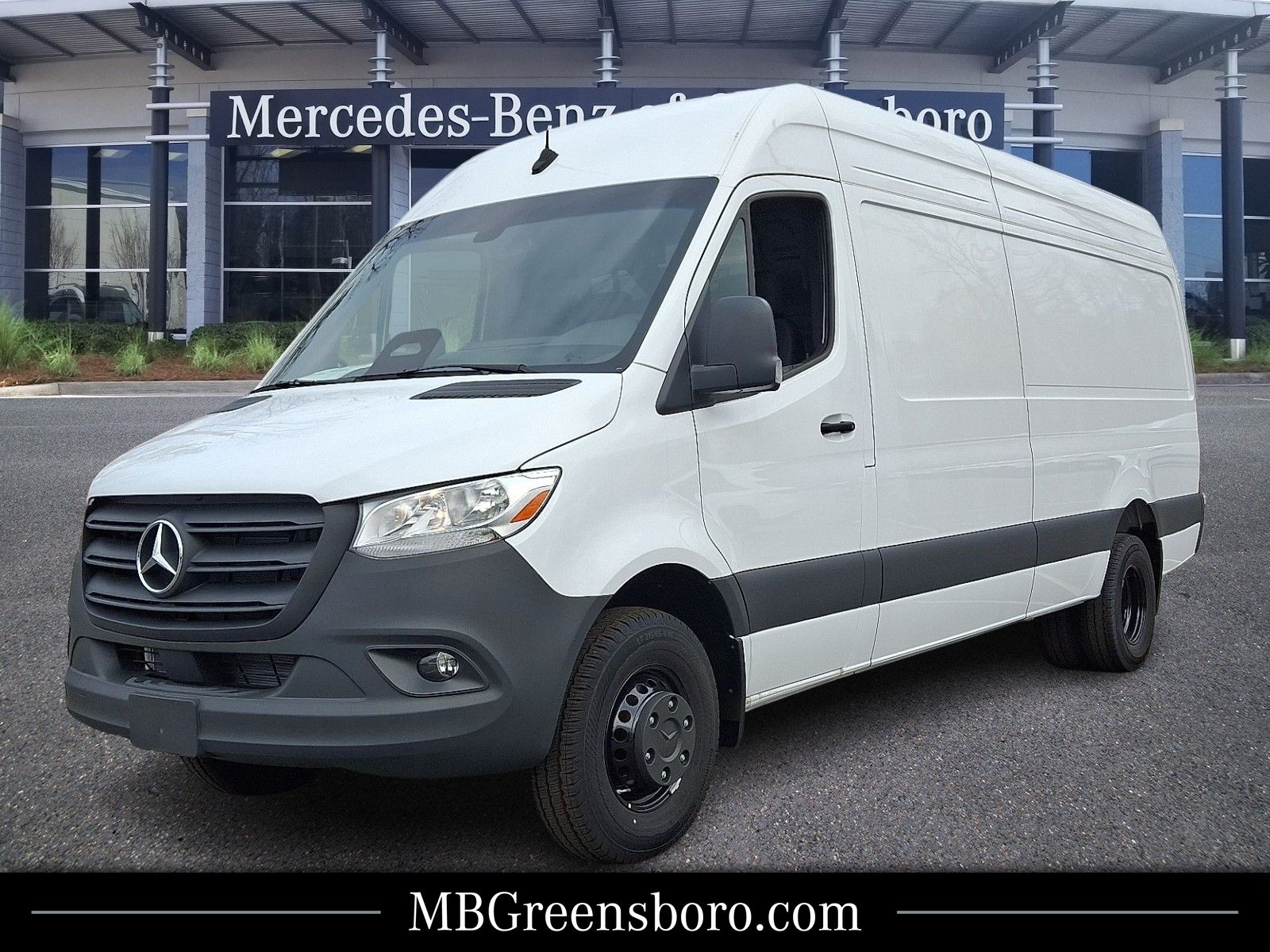 2025 Mercedes-Benz Sprinter Cargo Van Base's photo