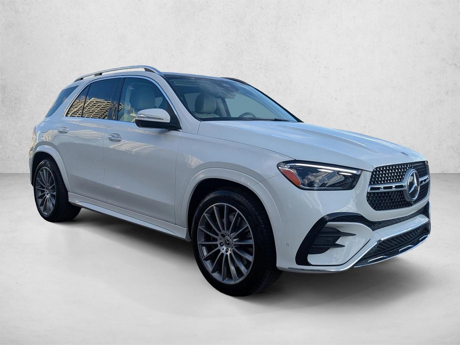 2025 Mercedes Benz GLE 350 4MATIC photo 3