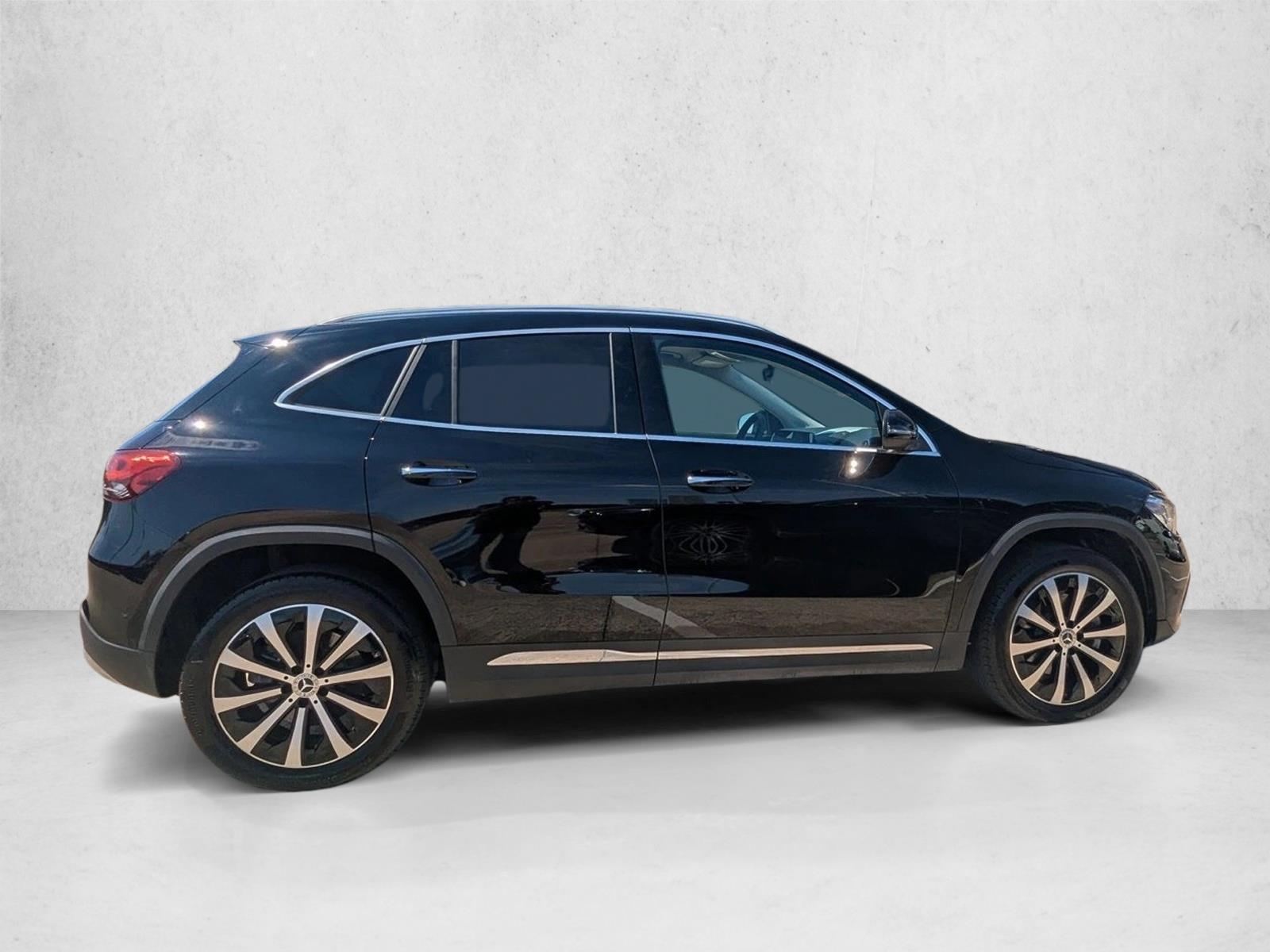 2022 Mercedes Benz GLA 250 photo 4