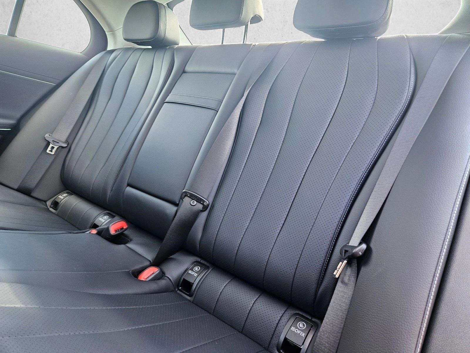 2026 Mercedes-Benz E-Class E350 - Photo 19