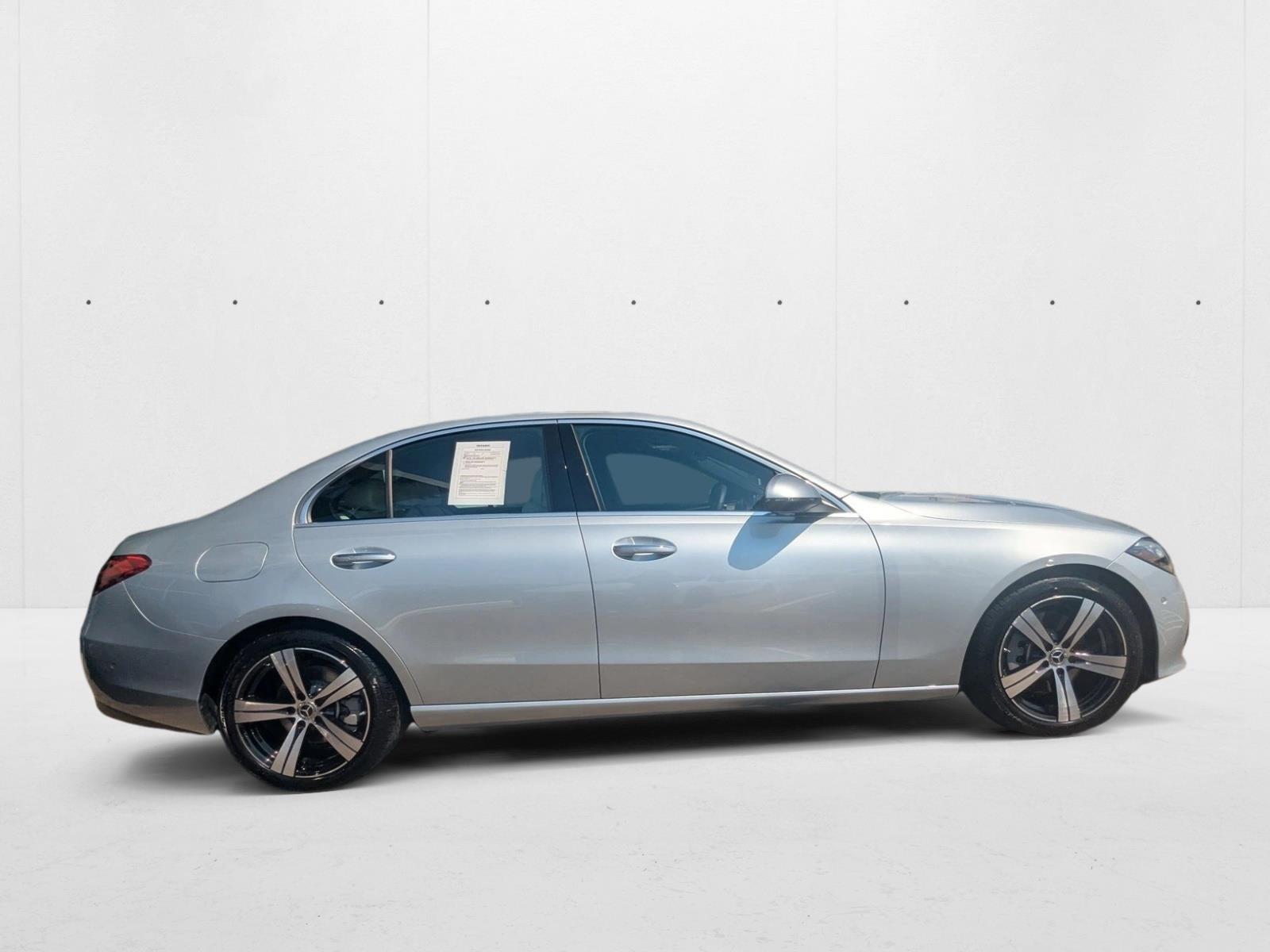 2025 Mercedes Benz C 300 photo 4