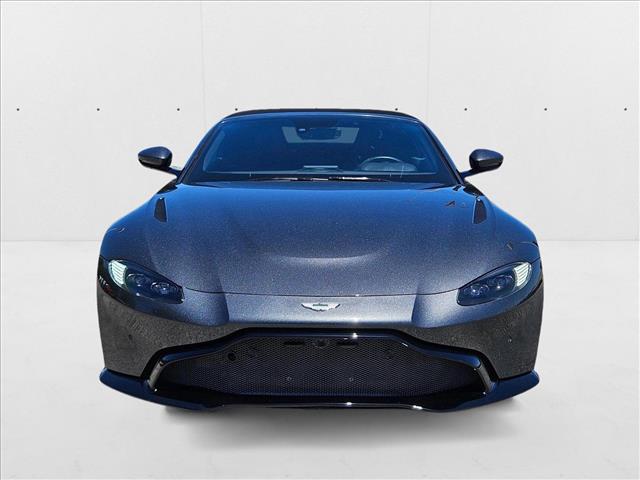 2021 Aston Martin Vantage photo 2