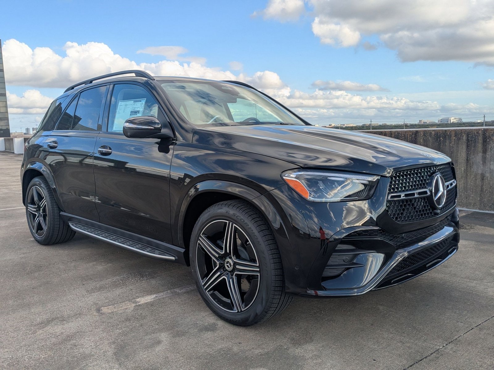 2026 Mercedes Benz GLE 450 4MATIC photo 3