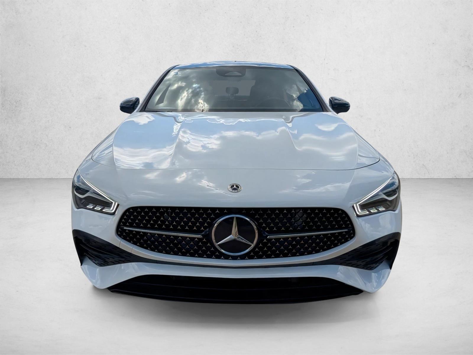 2025 Mercedes Benz CLA 250 4MATIC photo 2