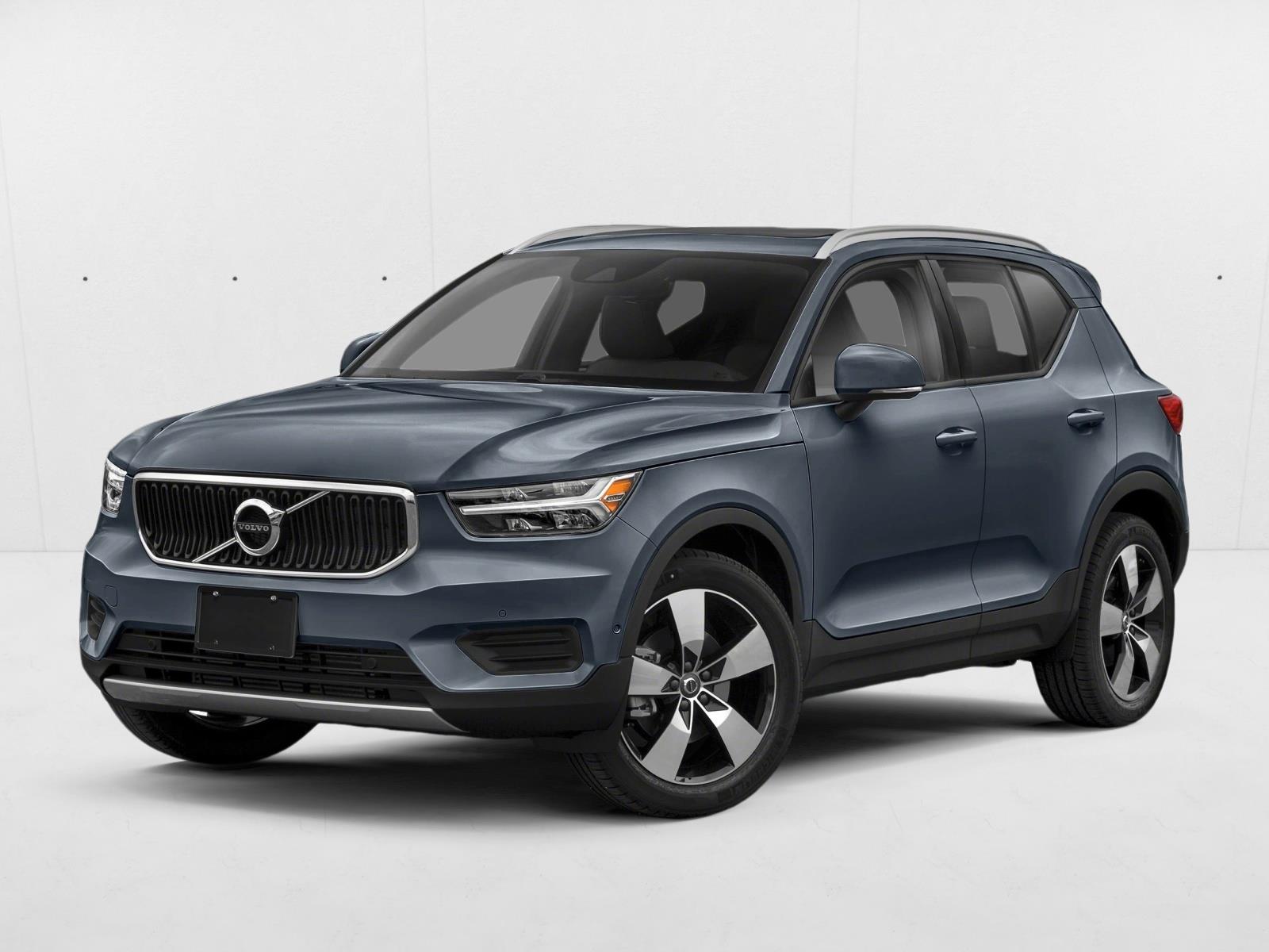 2020 Volvo XC40 Momentum
