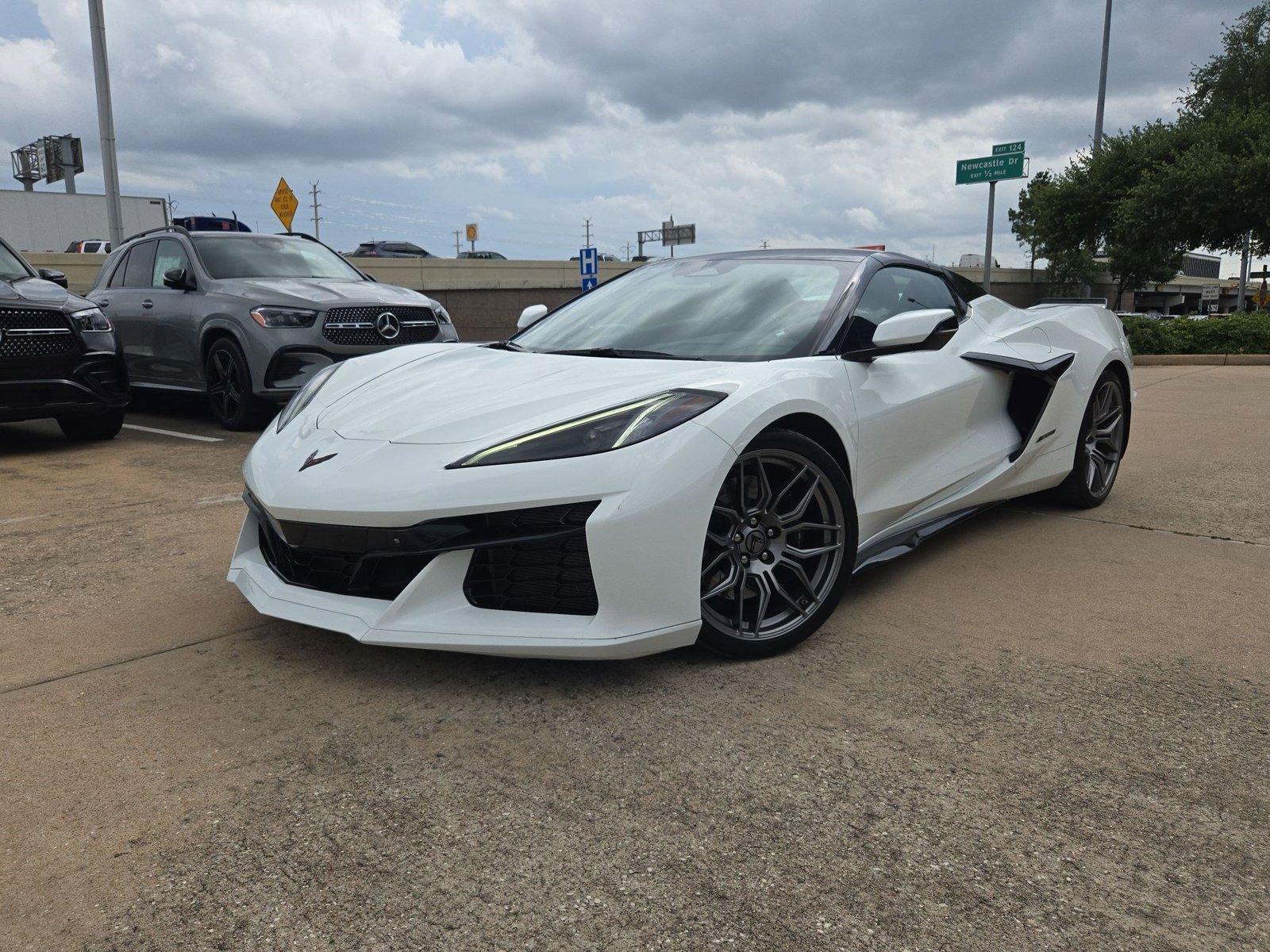 2024 Chevrolet Corvette Z06 Convertible 2LZ's photo