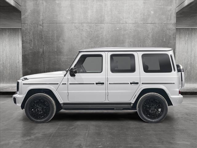 2025 Mercedes Benz G photo 2