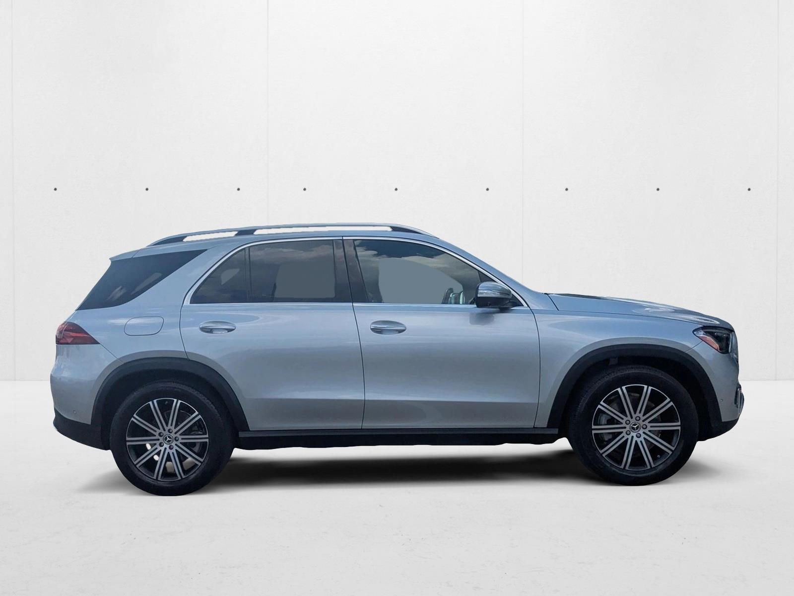 2025 Mercedes Benz GLE 450 4MATIC photo 4