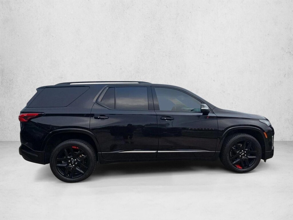 Used 2022 Chevrolet Traverse Premier SUV