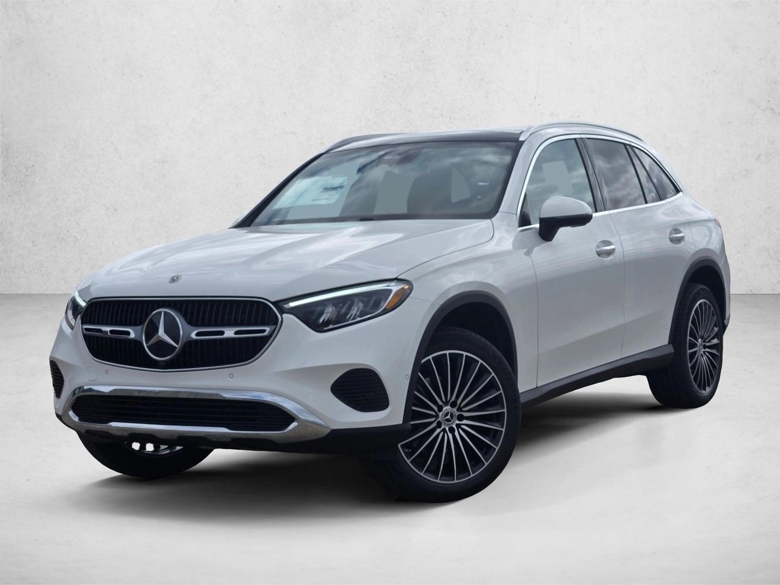 2026 Mercedes-Benz GLC Base's photo