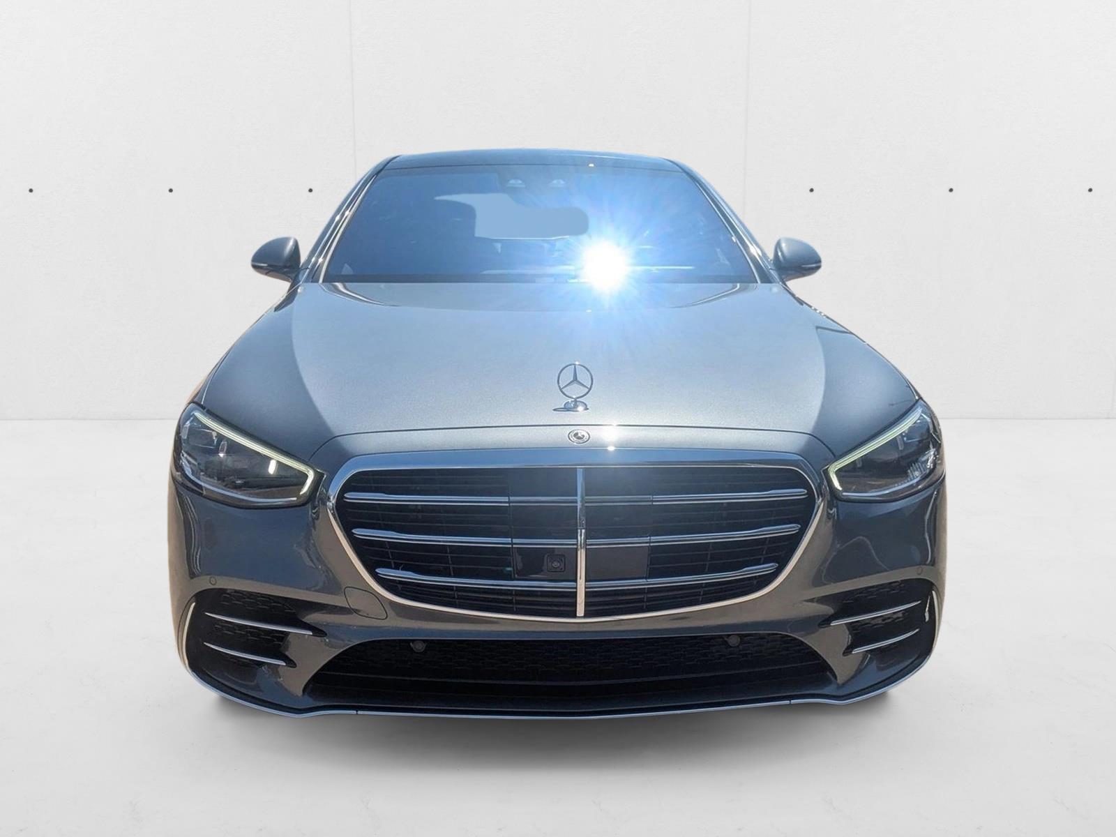 2022 Mercedes Benz S 580 4MATIC photo 2
