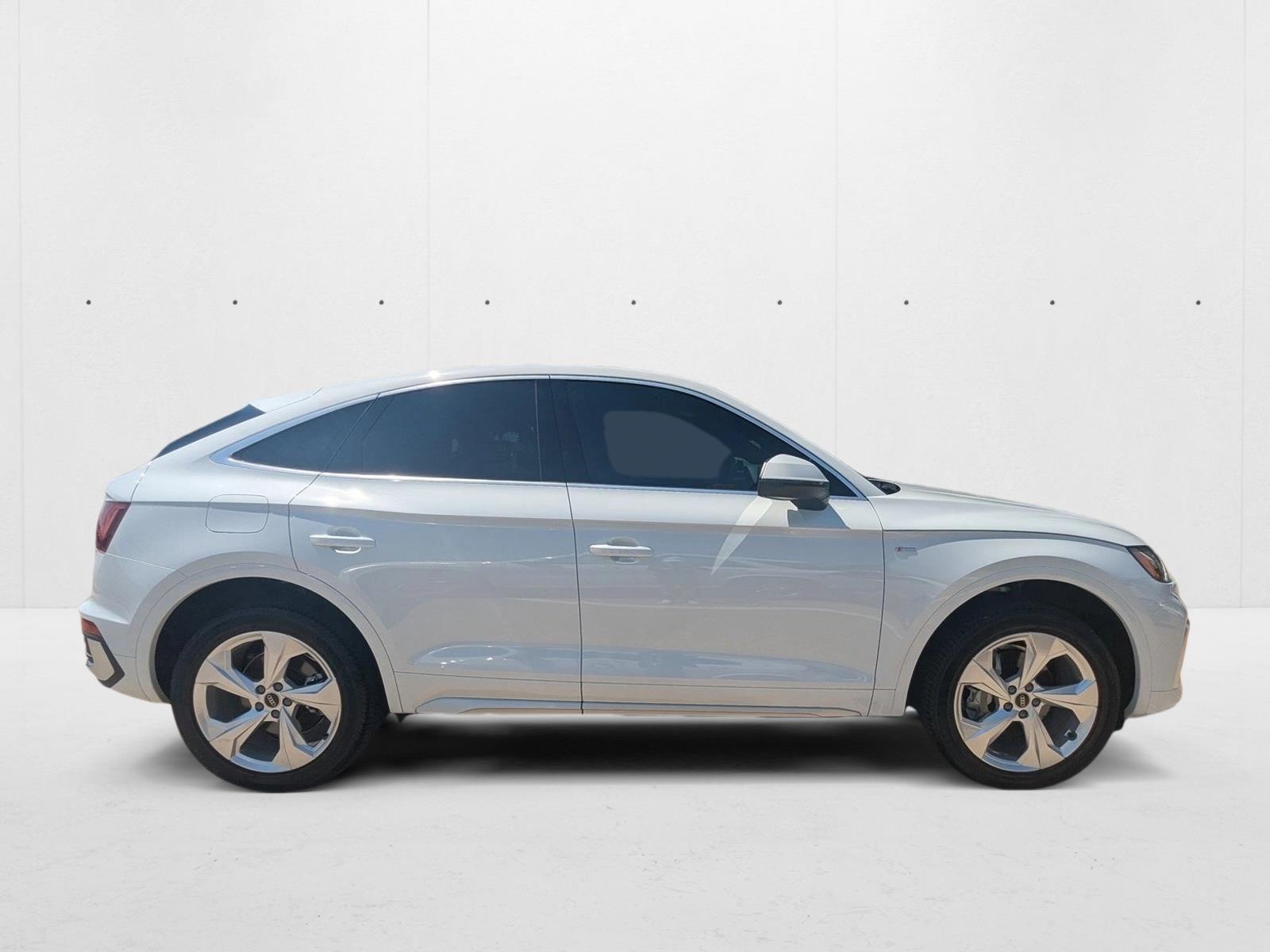 2024 Audi Q5 Sportback 45 S line Premium photo 2