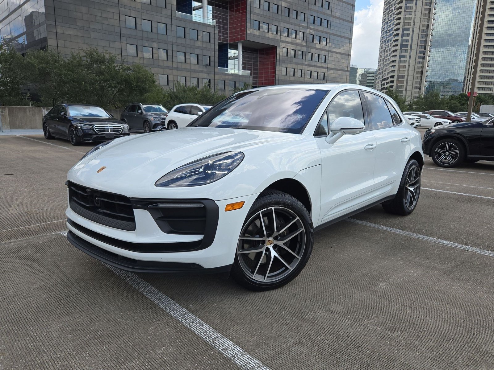 2023 Porsche Macan