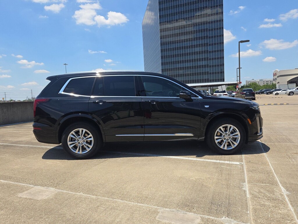 Used 2025 CADILLAC XT6 Luxury SUV
