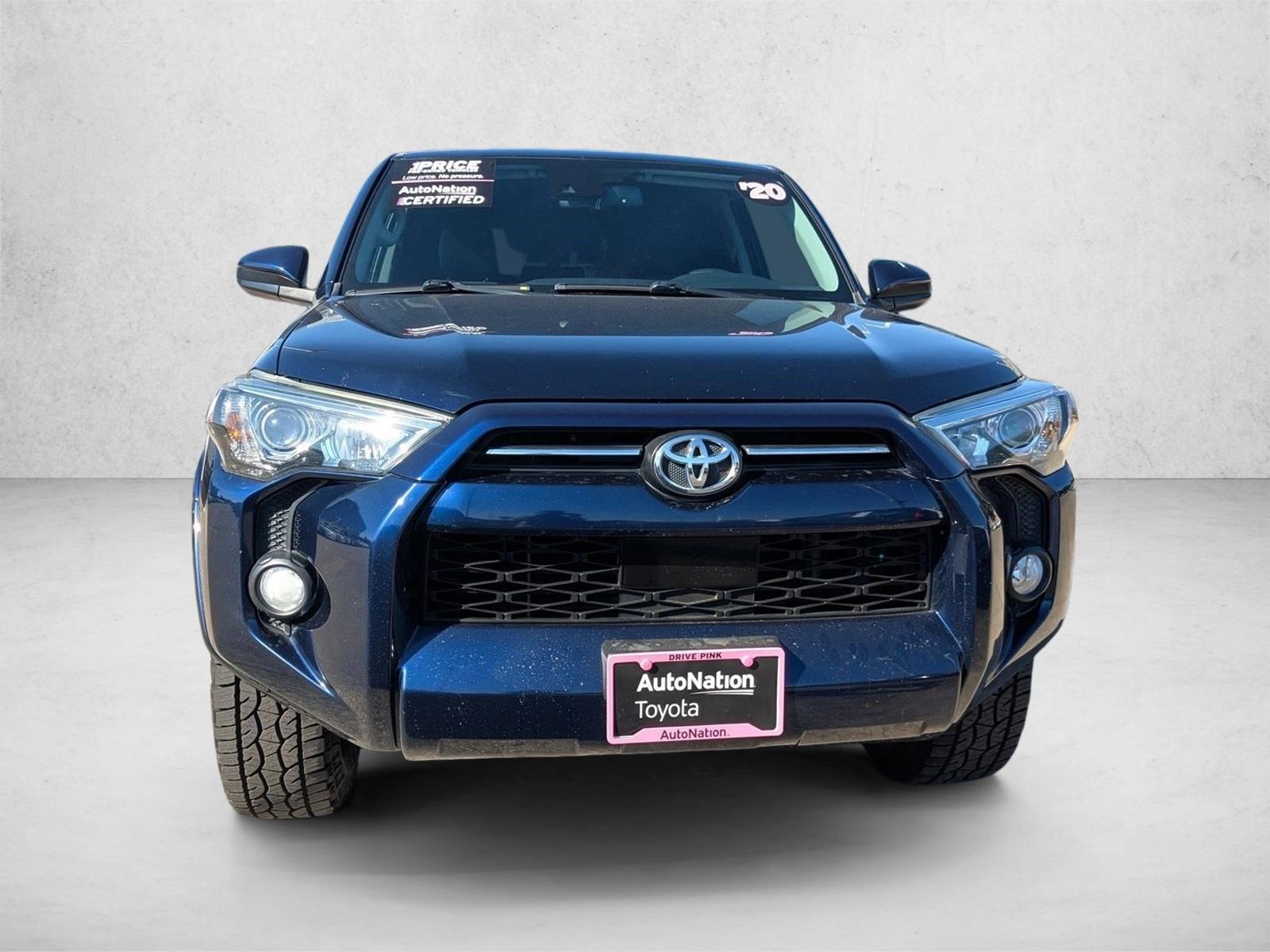 2020 Toyota 4Runner SR5 photo 2