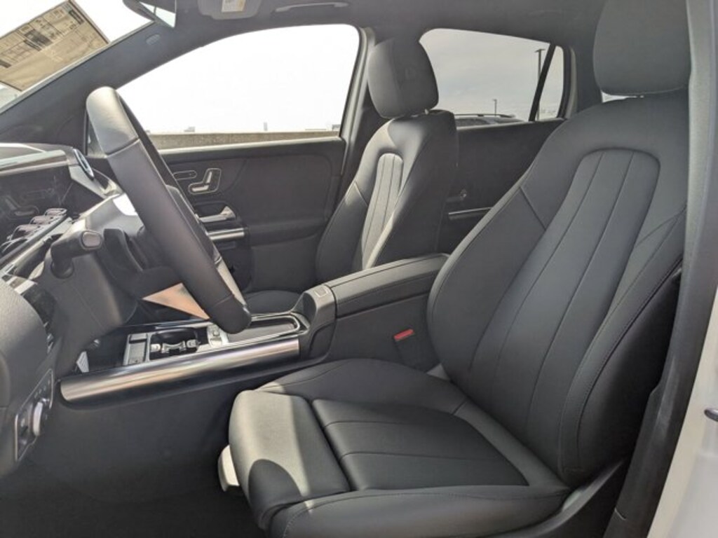 Certified 2025 Mercedes-Benz GLA SUV