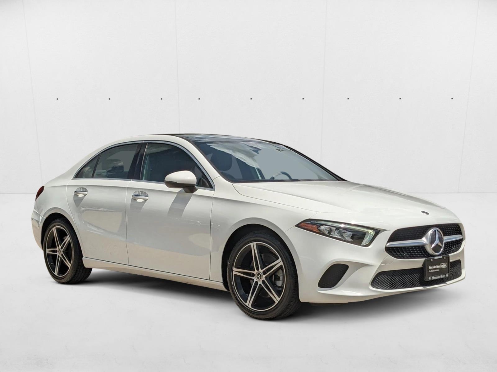 2021 Mercedes Benz A 220 4MATIC photo 3