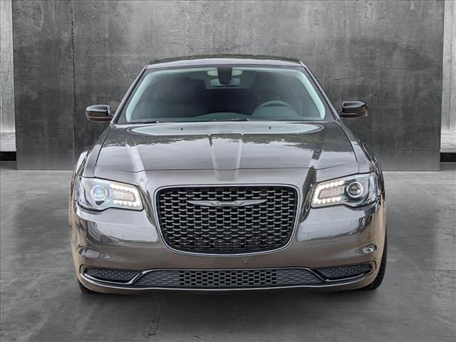 Used 2023 Chrysler 300 Touring with VIN 2C3CCAAGXPH580907 for sale in Houston, TX