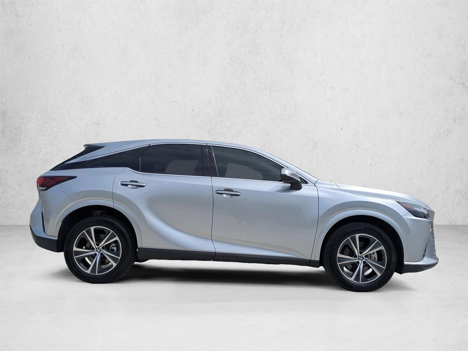 2024 Lexus RX 350 Premium photo 4