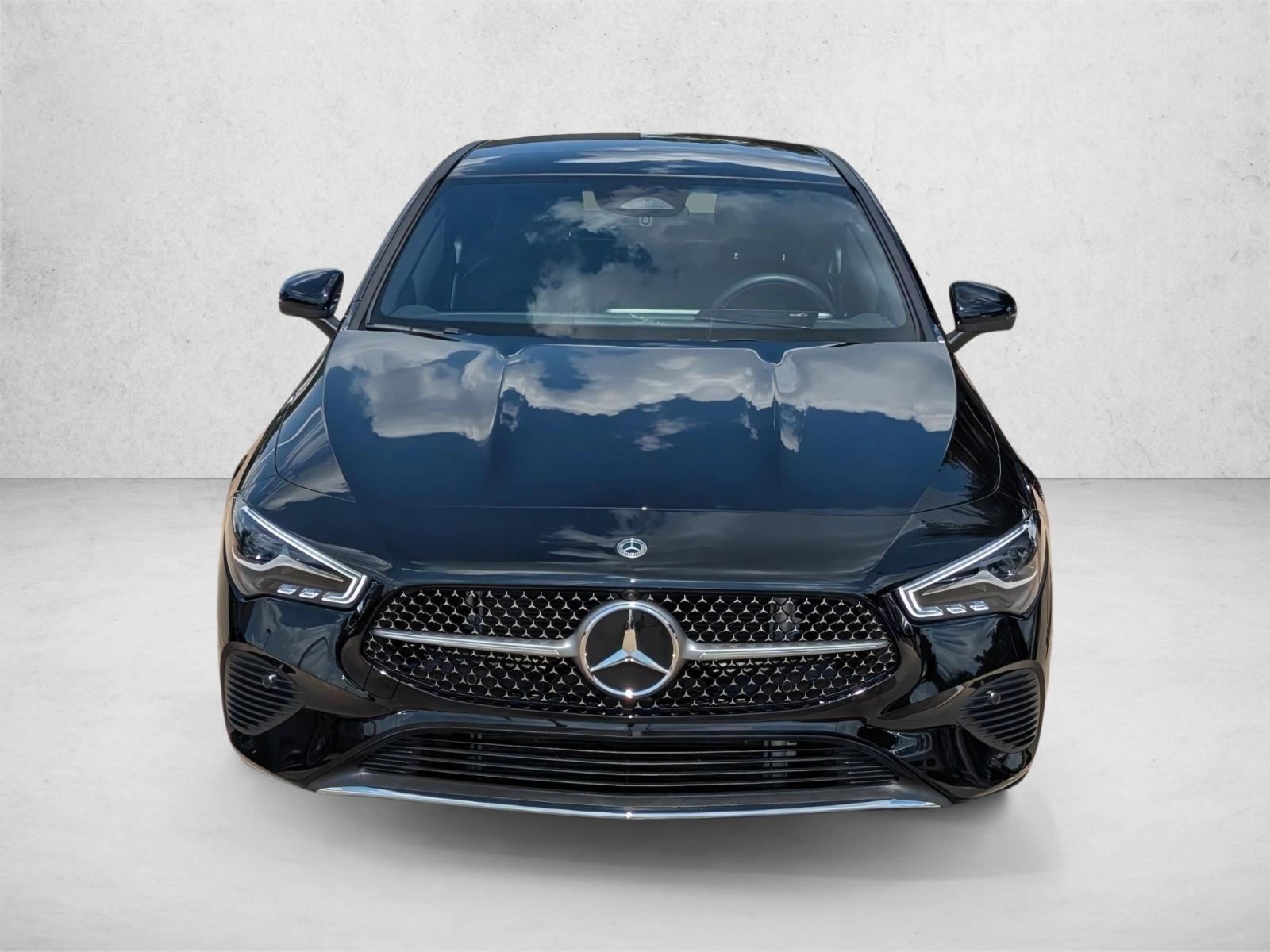 2025 Mercedes Benz CLA photo 2