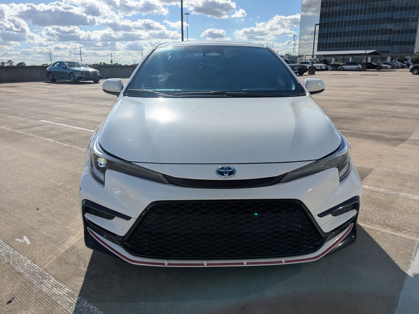 2023 Toyota Corolla SE photo 2