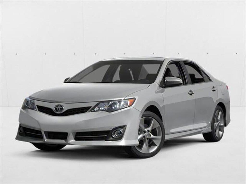 Used 2013 Toyota Camry LE Sedan