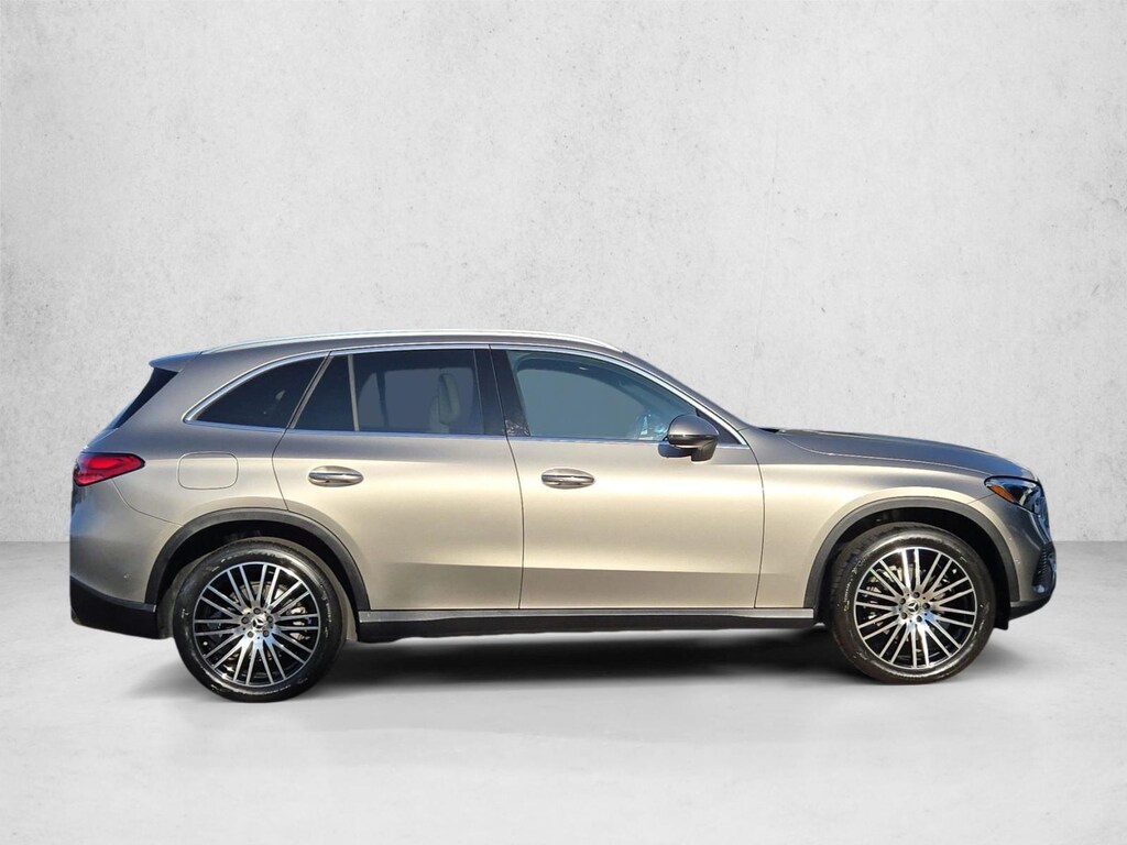 Used 2024 Mercedes-Benz GLC 4MATIC SUV
