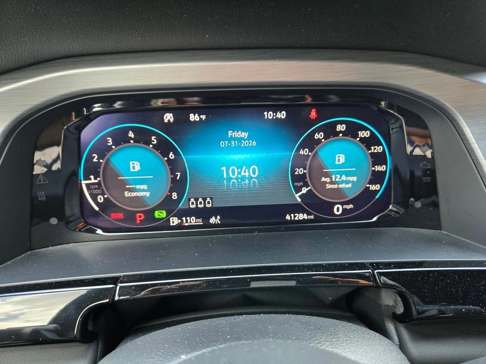 2024 Volkswagen Atlas Cross Sport 8