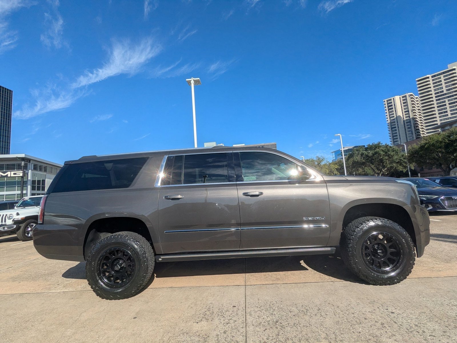 2019 Gmc Yukon XL Denali photo 4