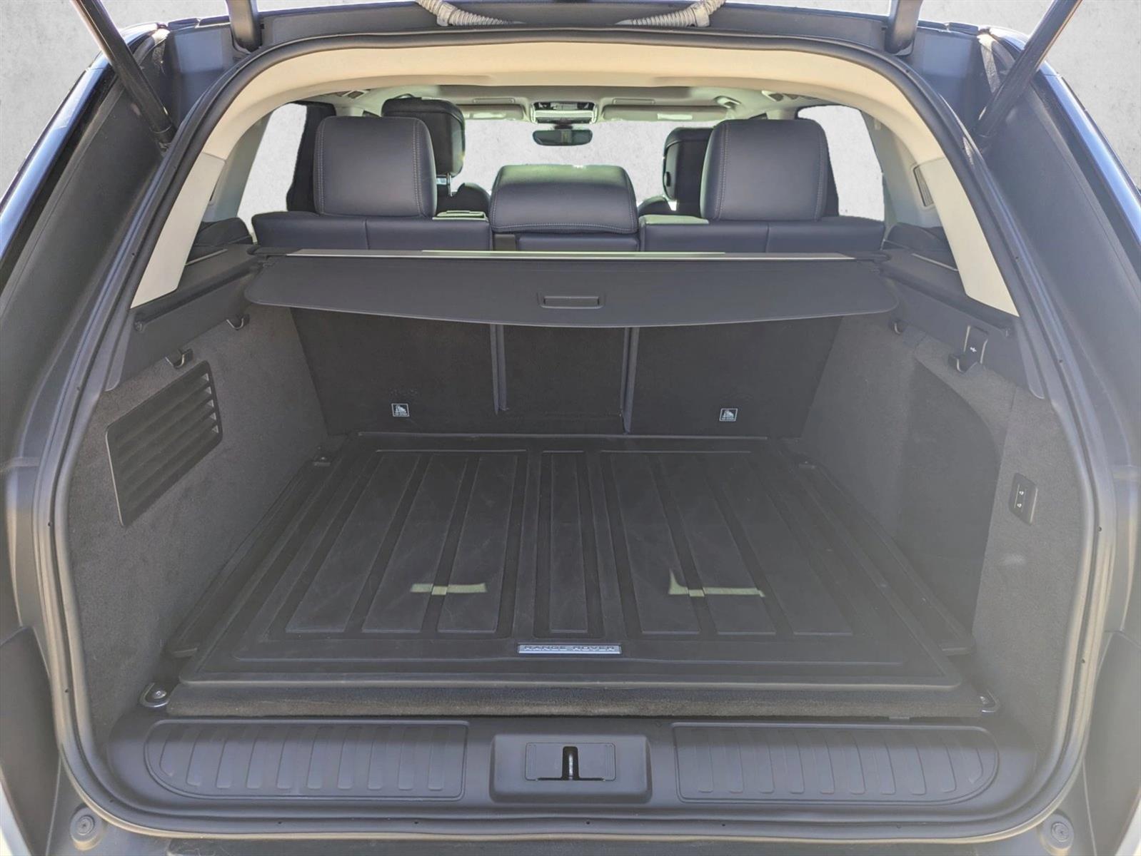 2020 Land Rover Range Rover Sport HST photo 4