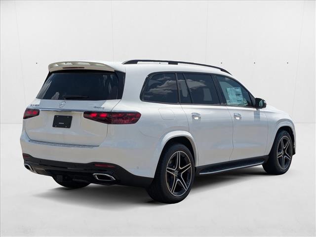 2025 Mercedes Benz GLS 450 4MATIC photo 2