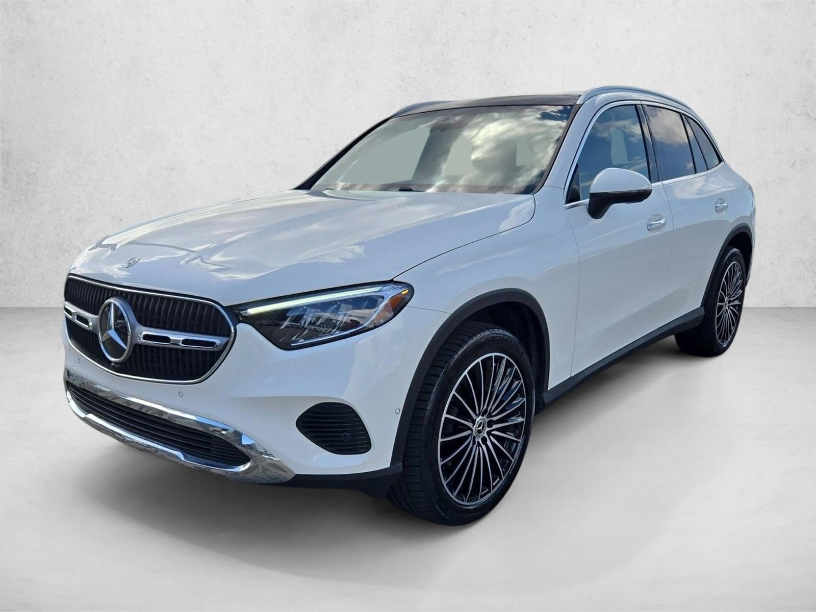 Certified Pre-Owned 2026 Mercedes-Benz GLC