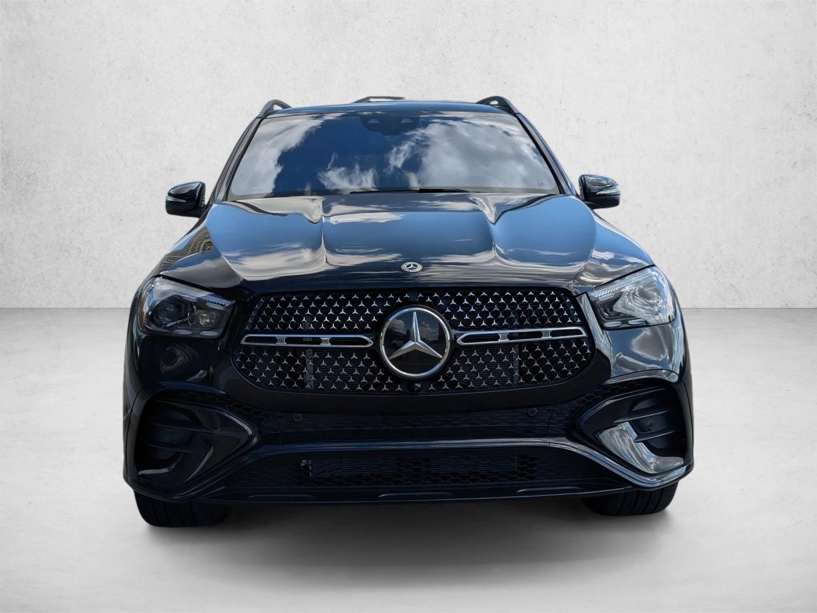 2026 Mercedes Benz GLE 580 4MATIC photo 2