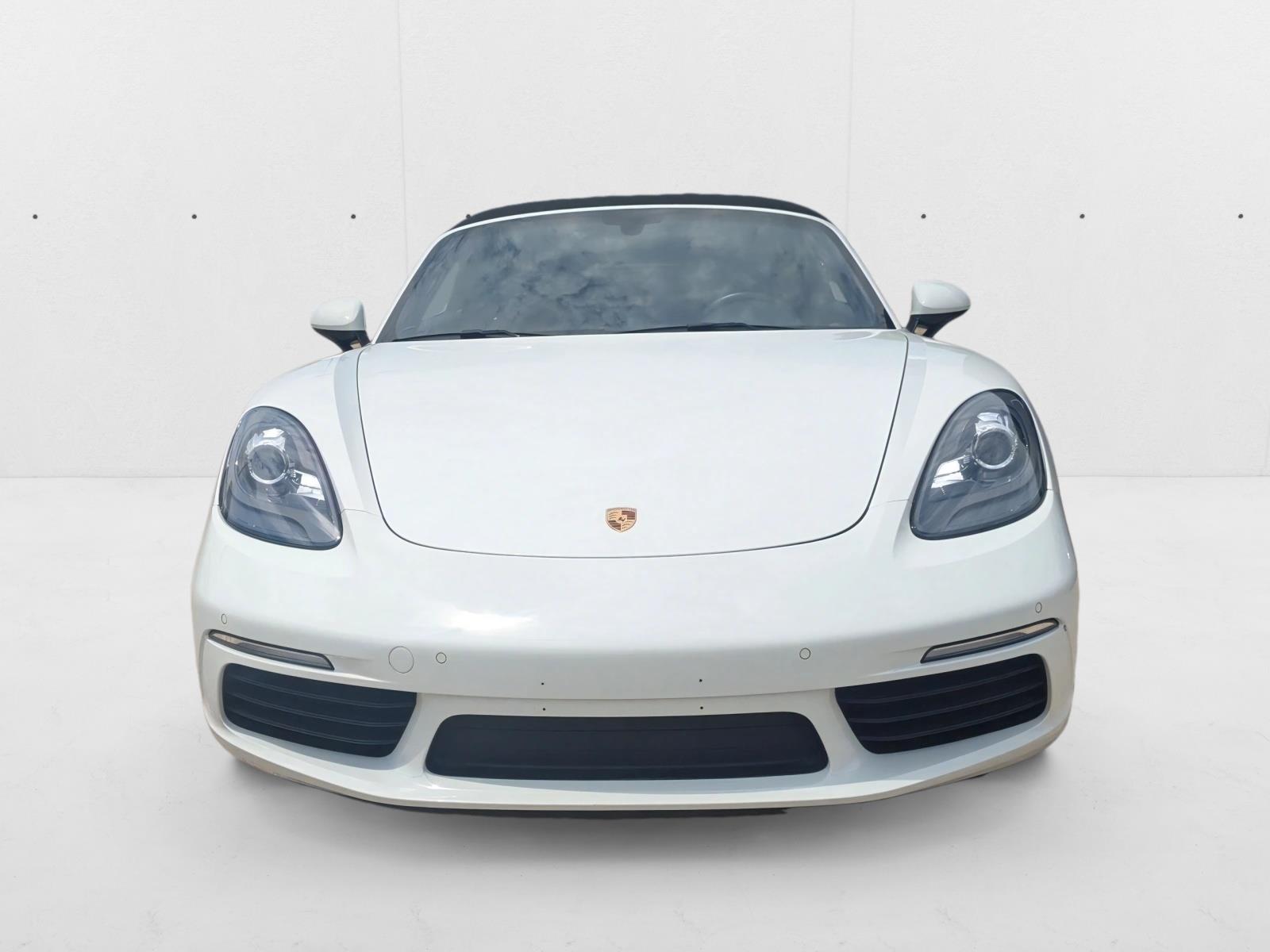 2018 Porsche Boxster S photo 2