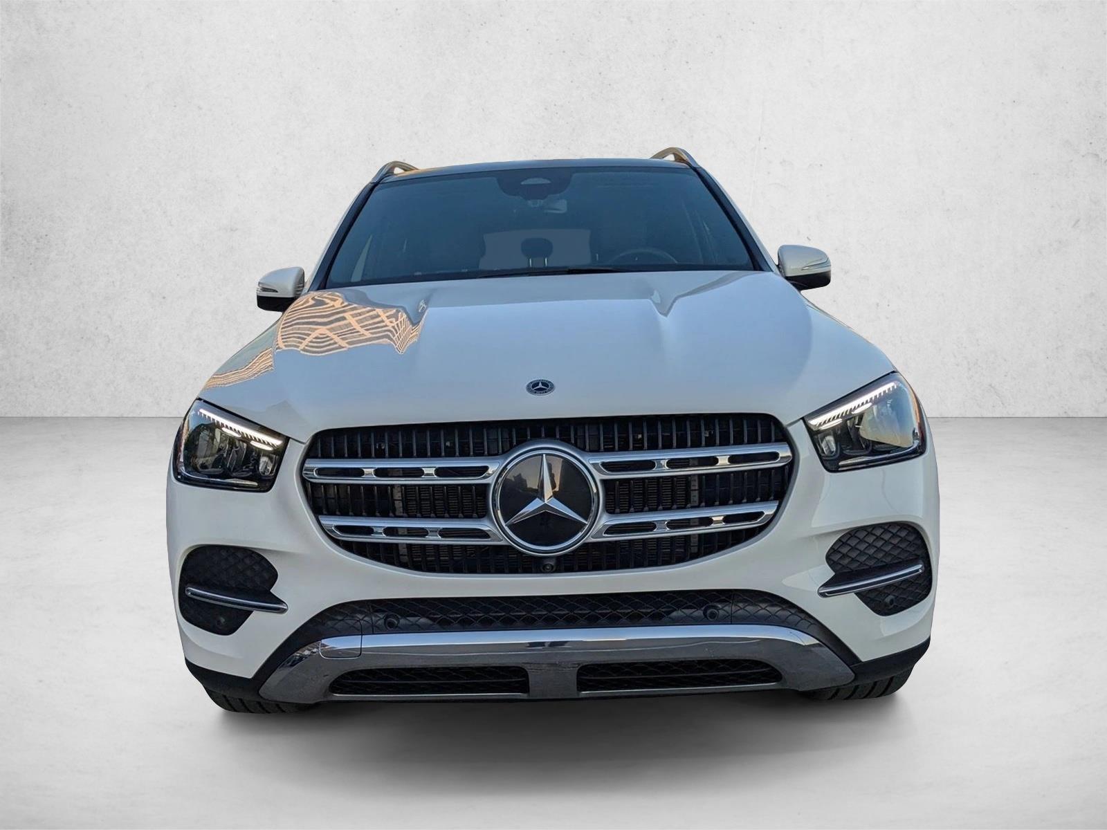 2024 Mercedes Benz GLE 4MATIC photo 2
