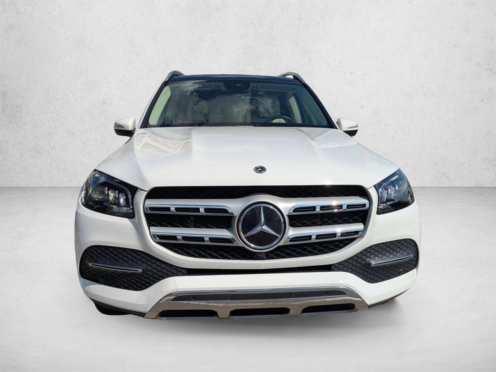 2022 Mercedes Benz GLS 450 4MATIC photo 2
